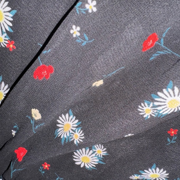 BCBGeneration dress size 8 - Picture 4 of 7